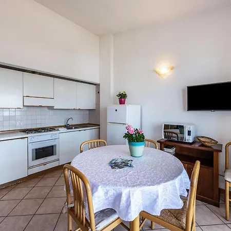 Montefelice 20 due piani Appartement *